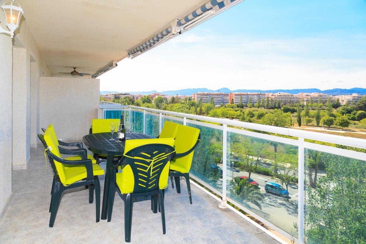 סאלו Uhc Village Park Apartments מראה חיצוני תמונה