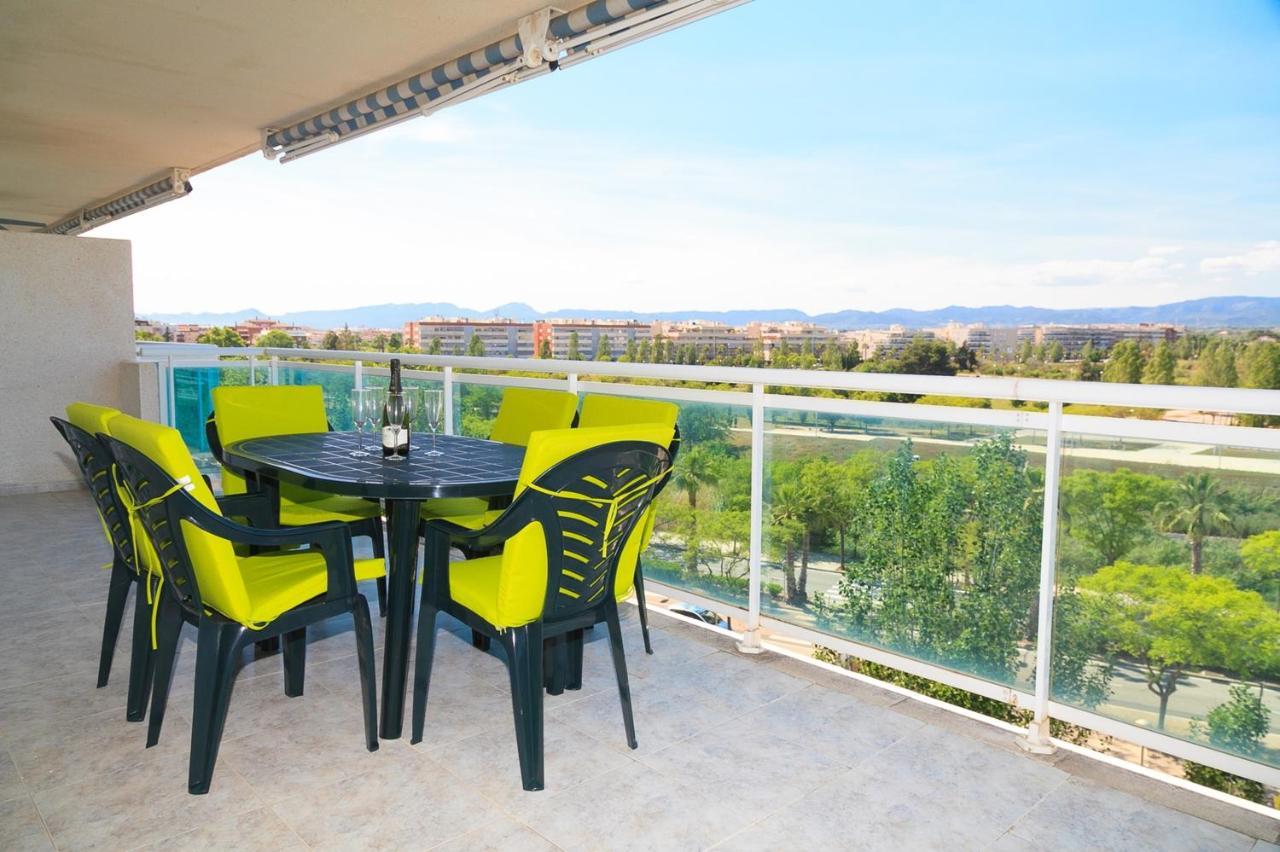 סאלו Uhc Village Park Apartments מראה חיצוני תמונה