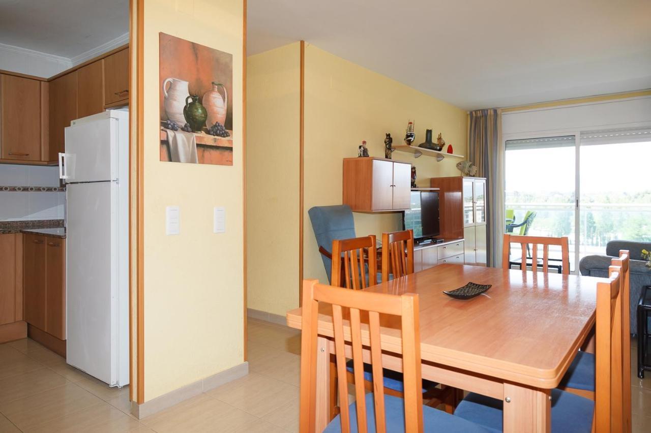סאלו Uhc Village Park Apartments מראה חיצוני תמונה