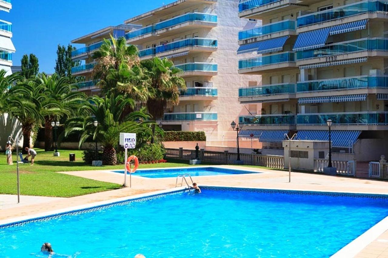 סאלו Uhc Village Park Apartments מראה חיצוני תמונה