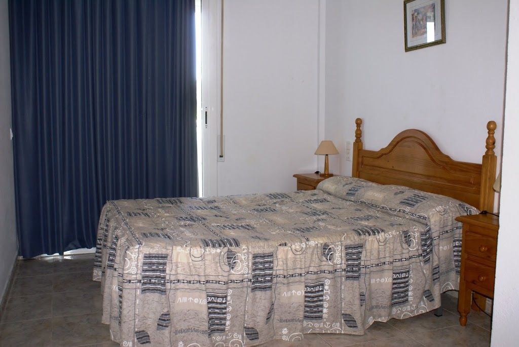 סאלו Uhc Village Park Apartments מראה חיצוני תמונה