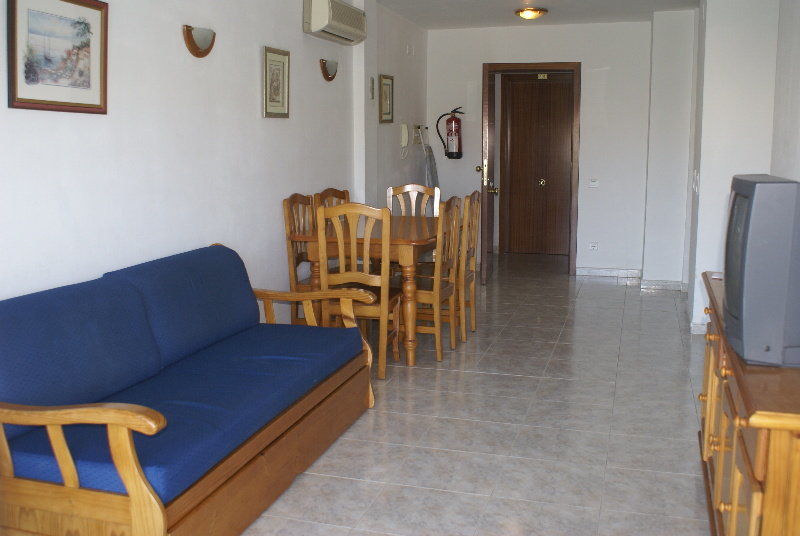 סאלו Uhc Village Park Apartments מראה חיצוני תמונה