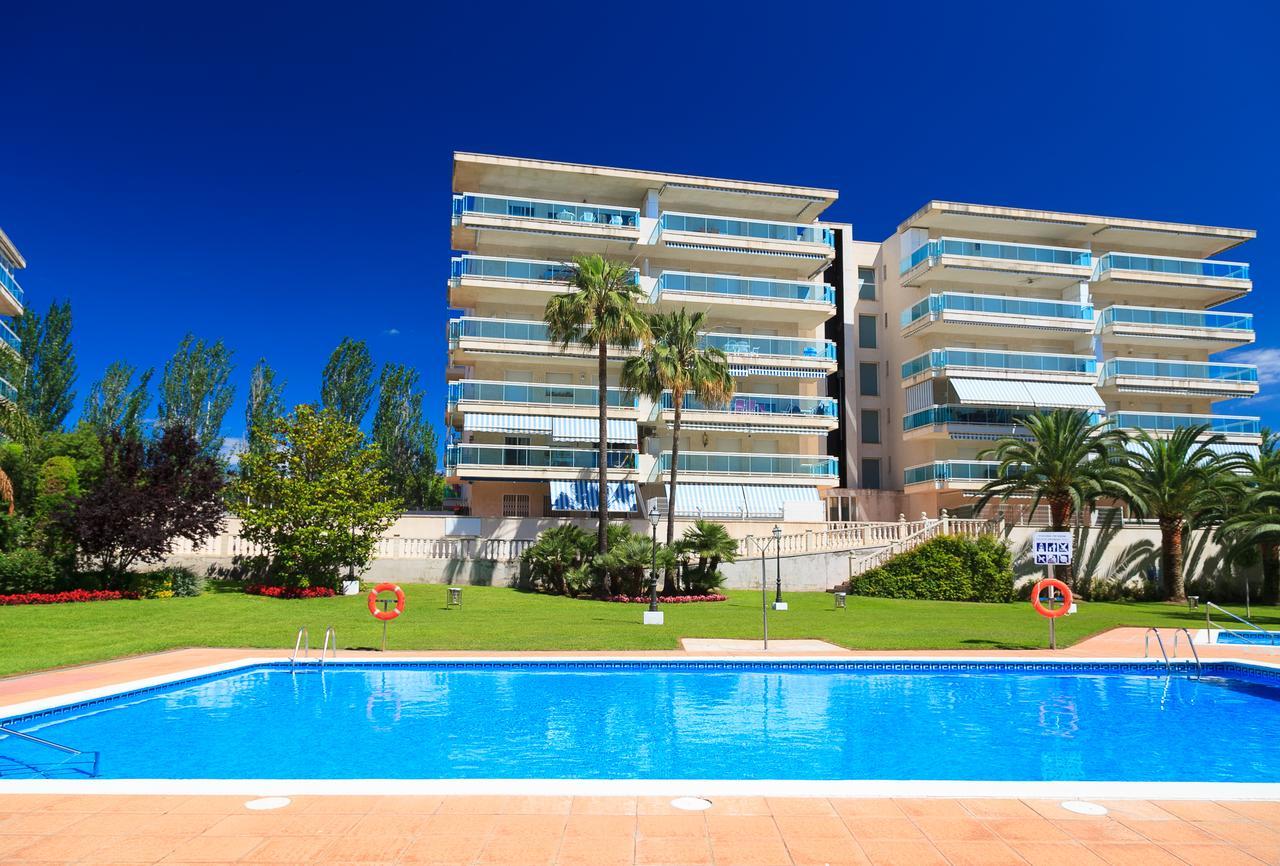 סאלו Uhc Village Park Apartments מראה חיצוני תמונה