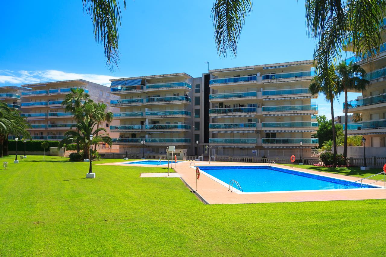 סאלו Uhc Village Park Apartments מראה חיצוני תמונה